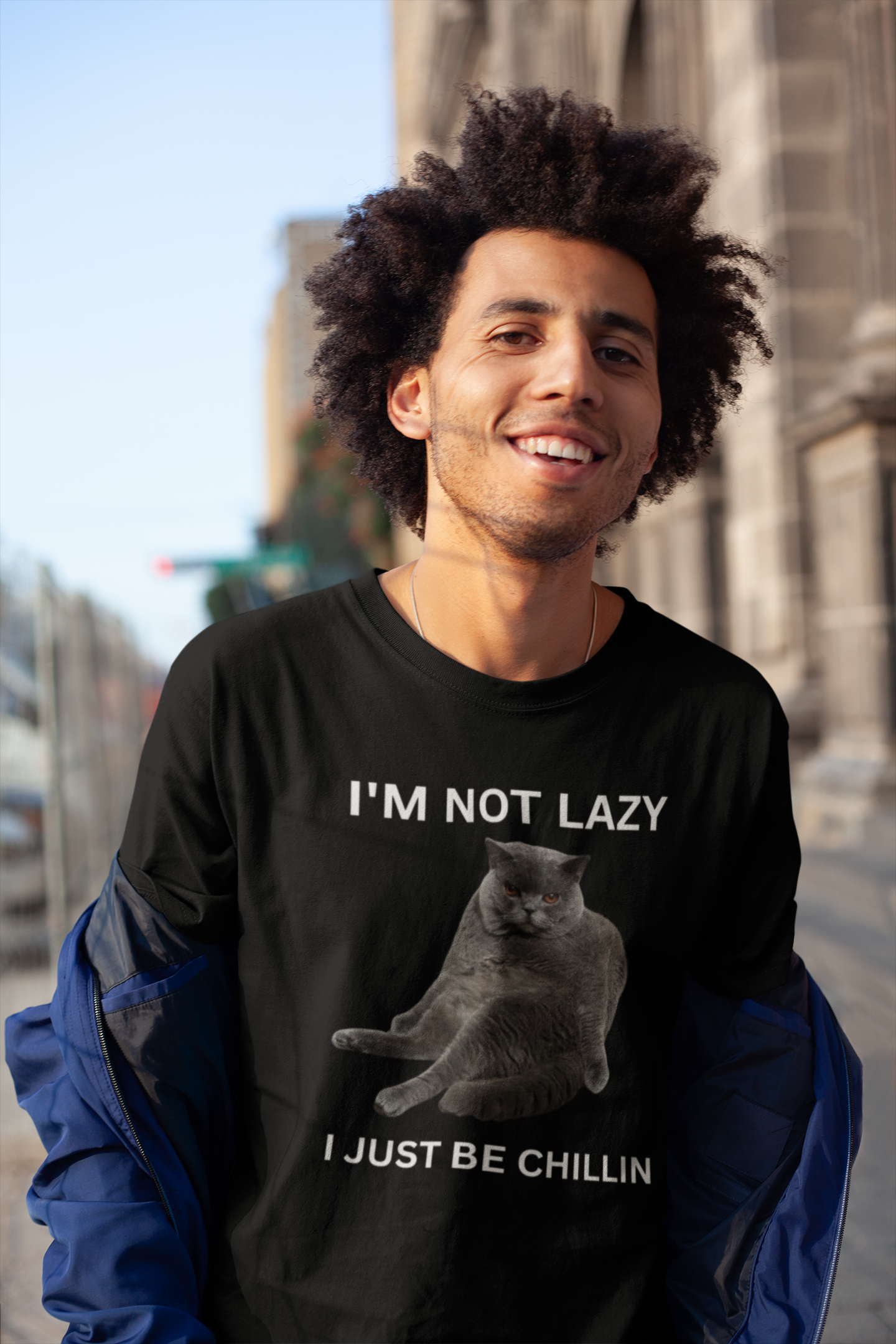 Funny Lazy Cat T-Shirt for Men & Women – “I’m Not Lazy I Just Be Chillin” Tee, Grumpy Cat Graphic Shirt, Chonky Cat Meme Gift