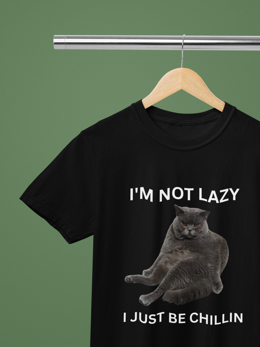 Funny Lazy Cat T-Shirt for Men & Women – “I’m Not Lazy I Just Be Chillin” Tee, Grumpy Cat Graphic Shirt, Chonky Cat Meme Gift